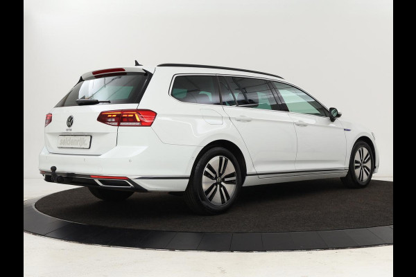 Volkswagen Passat 1.4 TSI PHEV GTE | Adaptive cruise | Trekhaak wegklapbaar | Stoelverwarming |  Navigatie | Full LED