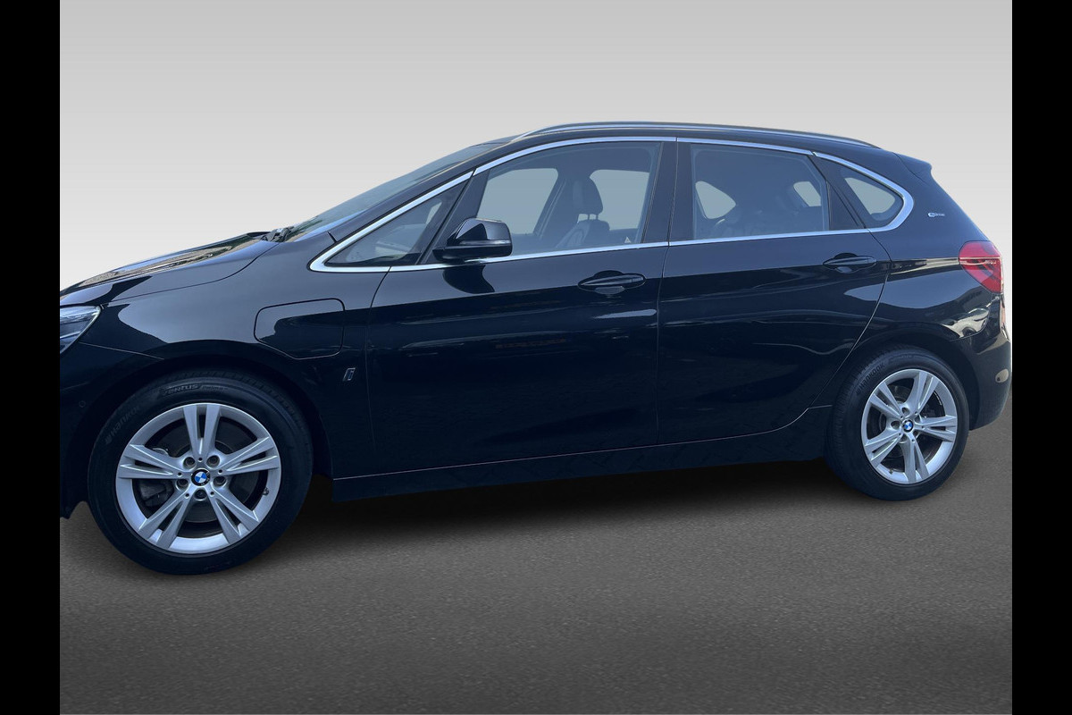 BMW 2 Serie Active Tourer 225xe iPerformance High Executive | leder | head-up display | dealer onderhouden | PHEV | plug-in