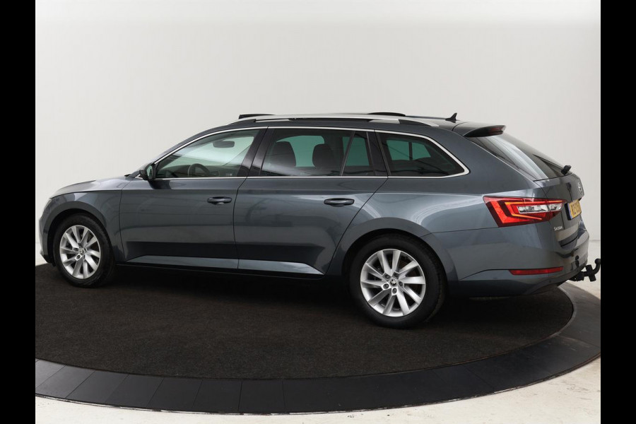Škoda Superb 1.4 TSI Ambition | Panoramadak | Stoelverwarming | Trekhaak | Carplay | Memory | Navigatie | Climate control