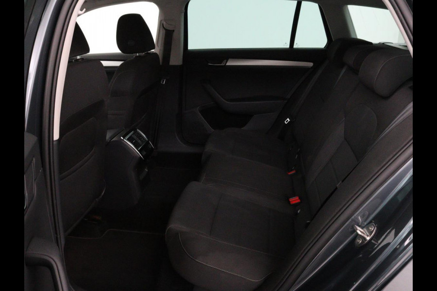 Škoda Superb 1.4 TSI Ambition | Panoramadak | Stoelverwarming | Trekhaak | Carplay | Memory | Navigatie | Climate control