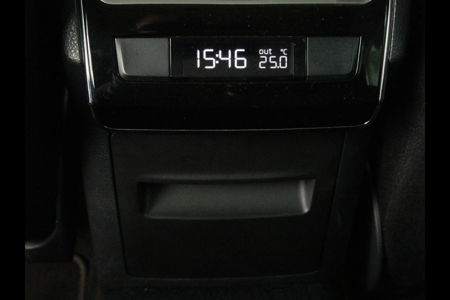 Škoda Superb 1.4 TSI Ambition | Panoramadak | Stoelverwarming | Trekhaak | Carplay | Memory | Navigatie | Climate control