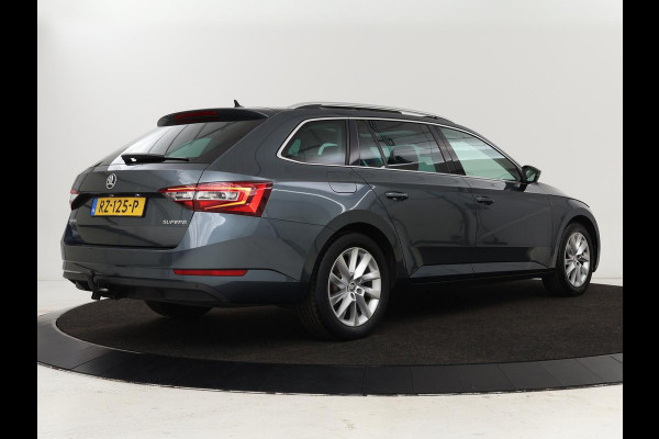 Škoda Superb 1.4 TSI Ambition | Panoramadak | Stoelverwarming | Trekhaak | Carplay | Memory | Navigatie | Climate control