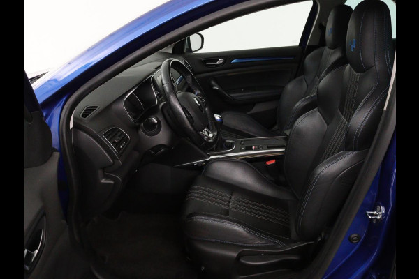 Renault MEGANE Estate 1.2 TCe GT-Line | Leder | Stoelverwarming | Camera | Cruise control | Trekhaak | LED | Navigatie | Sfeerverlichting | BOSE audio