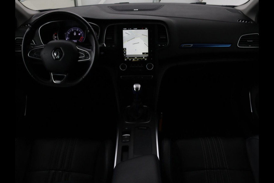 Renault MEGANE Estate 1.2 TCe GT-Line | Leder | Stoelverwarming | Camera | Cruise control | Trekhaak | LED | Navigatie | Sfeerverlichting | BOSE audio