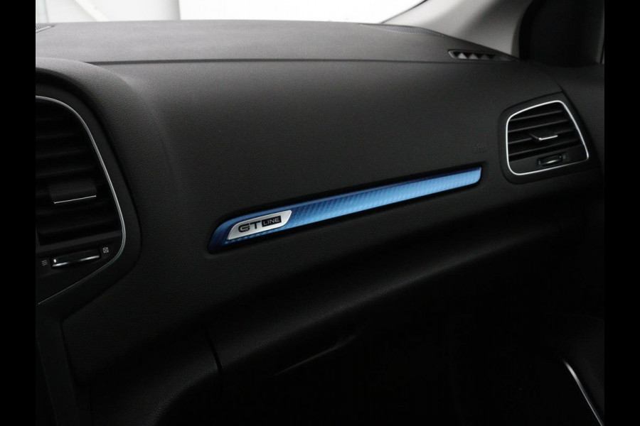 Renault MEGANE Estate 1.2 TCe GT-Line | Leder | Stoelverwarming | Camera | Cruise control | Trekhaak | LED | Navigatie | Sfeerverlichting | BOSE audio
