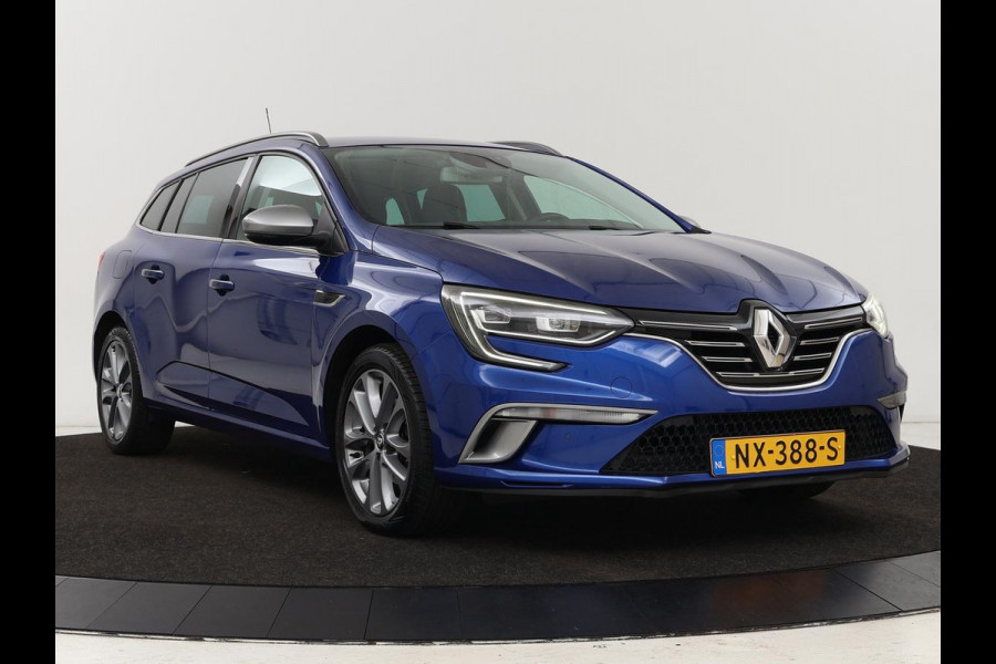 Renault MEGANE Estate 1.2 TCe GT-Line | Leder | Stoelverwarming | Camera | Cruise control | Trekhaak | LED | Navigatie | Sfeerverlichting | BOSE audio