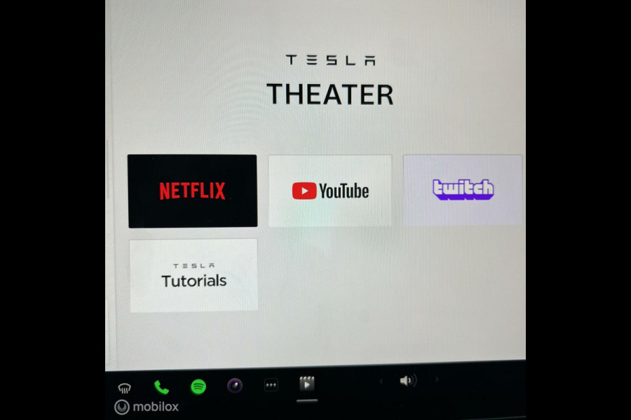 Tesla Model 3 SR Wit+MMX PACK+HIGHLAND+ENHANCED AUTOPILOT