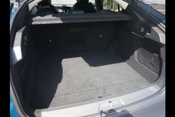 Peugeot 408 1.2 PureTech Allure Pack 130 EAT8
