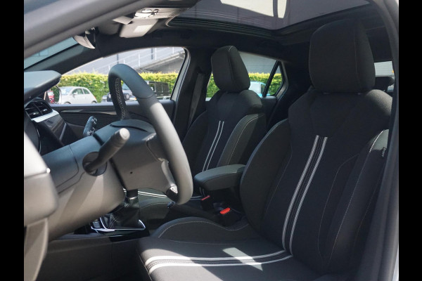 Opel Corsa 1.2 GS Panoramadak | Intro pakket