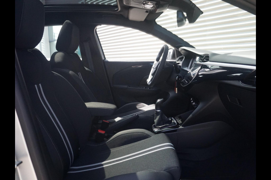 Opel Corsa 1.2 GS Panoramadak | Intro pakket