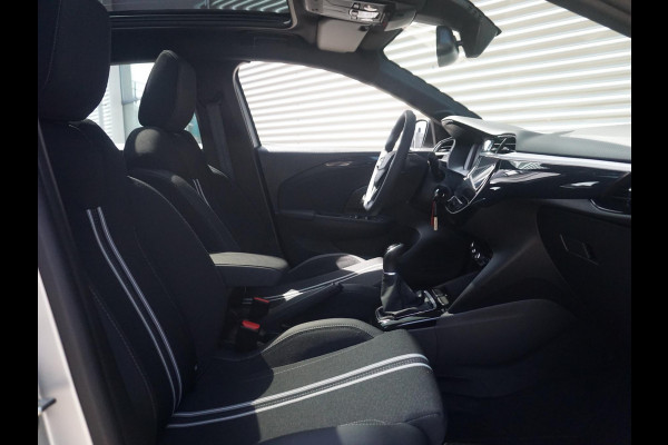 Opel Corsa 1.2 GS Panoramadak | Intro pakket