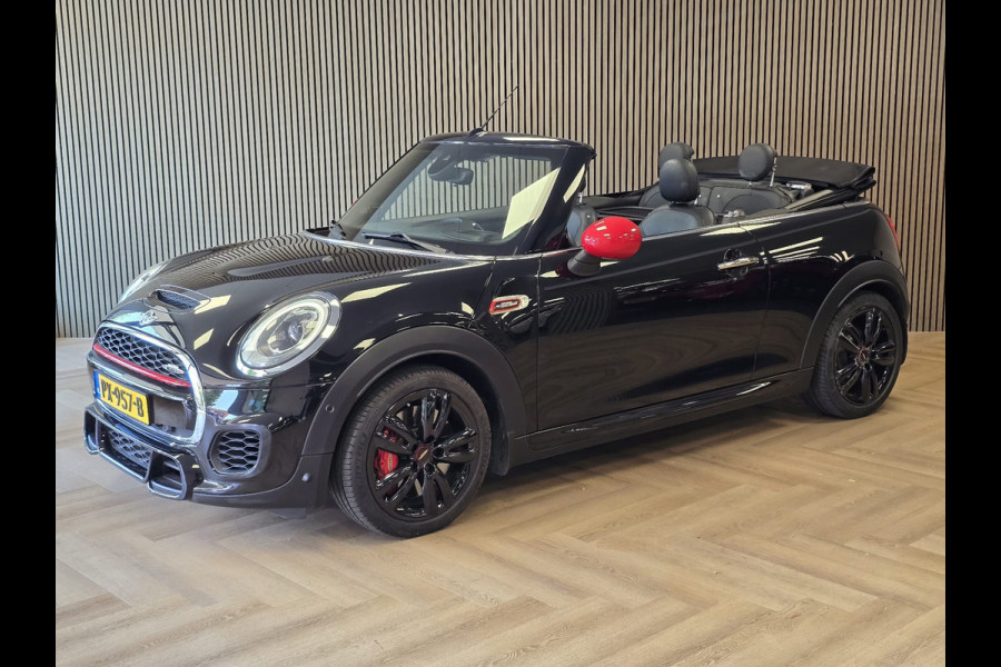 MINI Cabrio 2.0 John Cooper Works Chili JCW CABRIO AUTOMAAT NAVI ADAPT CRUISE HARMAN KARDON CAMERA PARKEERSENSOREN STOELVERW