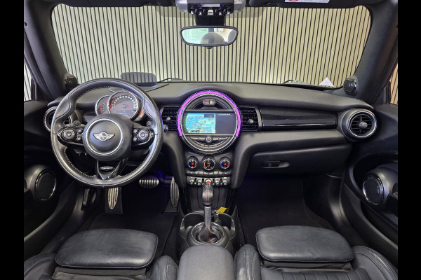 MINI Cabrio 2.0 John Cooper Works Chili JCW CABRIO AUTOMAAT NAVI ADAPT CRUISE HARMAN KARDON CAMERA PARKEERSENSOREN STOELVERW