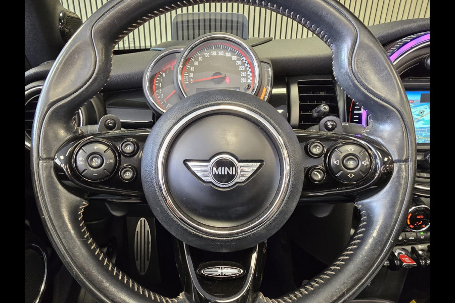 MINI Cabrio 2.0 John Cooper Works Chili JCW CABRIO AUTOMAAT NAVI ADAPT CRUISE HARMAN KARDON CAMERA PARKEERSENSOREN STOELVERW