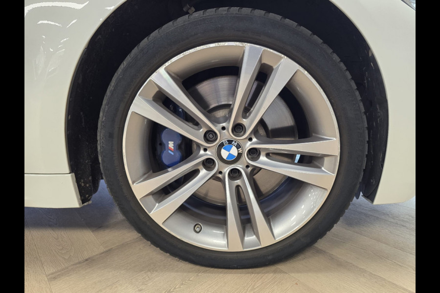 BMW 4 Serie Gran Coupé 430i xDrive High Executive CRUISE NAVI PARKEERSENSOREN OPEN DAK STOELVERWARMING LEER