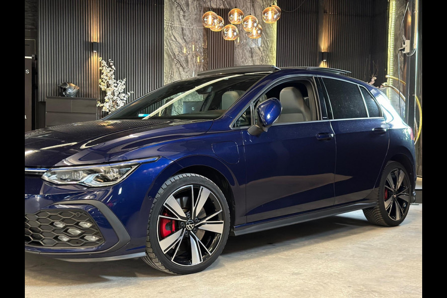 Volkswagen Golf 1.4 eHybrid GTE|PANO|HEAD UP|FULL OPTION