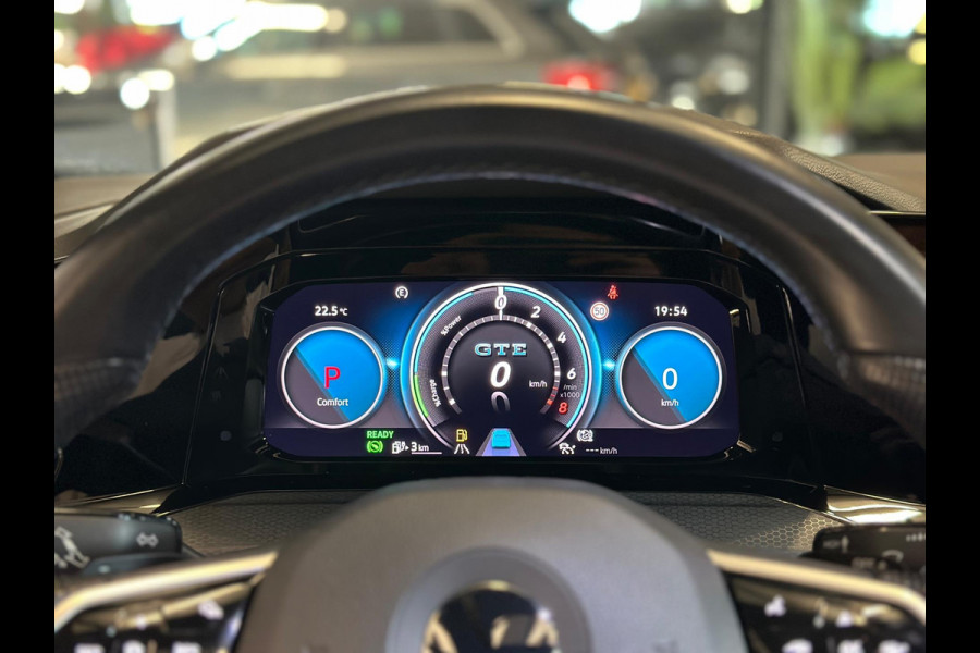 Volkswagen Golf 1.4 eHybrid GTE|PANO|HEAD UP|FULL OPTION