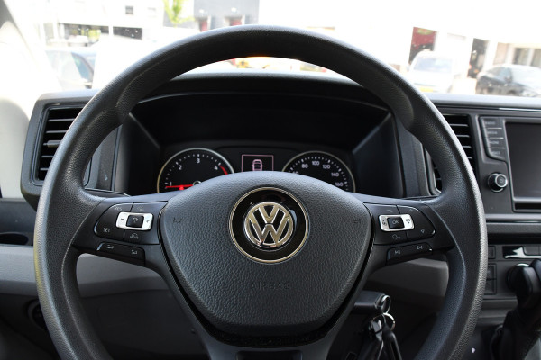 Volkswagen Crafter 35 2.0 TDI L5H3 DC Highline Adaptieve Cruise, Camera, Carplay, 177PK, Automaat, Multimedia, LED, Uniek!