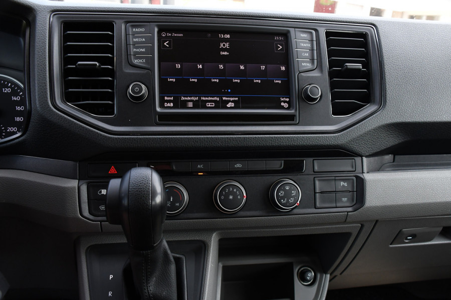 Volkswagen Crafter 35 2.0 TDI L5H3 DC Highline Adaptieve Cruise, Camera, Carplay, 177PK, Automaat, Multimedia, LED, Uniek!
