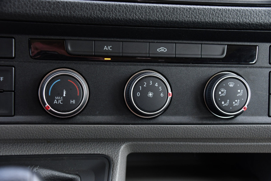 Volkswagen Crafter 35 2.0 TDI L5H3 DC Highline Adaptieve Cruise, Camera, Carplay, 177PK, Automaat, Multimedia, LED, Uniek!