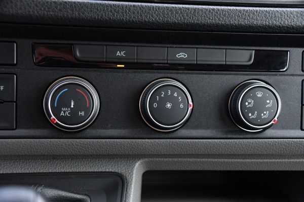 Volkswagen Crafter 35 2.0 TDI L5H3 DC Highline Adaptieve Cruise, Camera, Carplay, 177PK, Automaat, Multimedia, LED, Uniek!