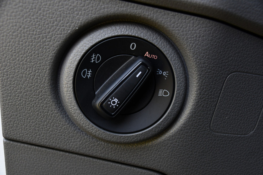 Volkswagen Crafter 35 2.0 TDI L5H3 DC Highline Adaptieve Cruise, Camera, Carplay, 177PK, Automaat, Multimedia, LED, Uniek!