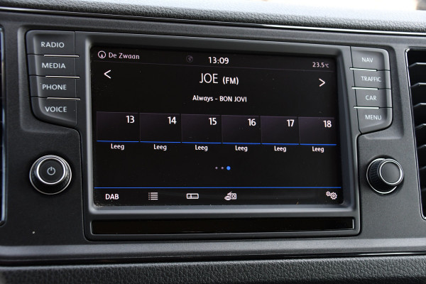Volkswagen Crafter 35 2.0 TDI L5H3 DC Highline Adaptieve Cruise, Camera, Carplay, 177PK, Automaat, Multimedia, LED, Uniek!