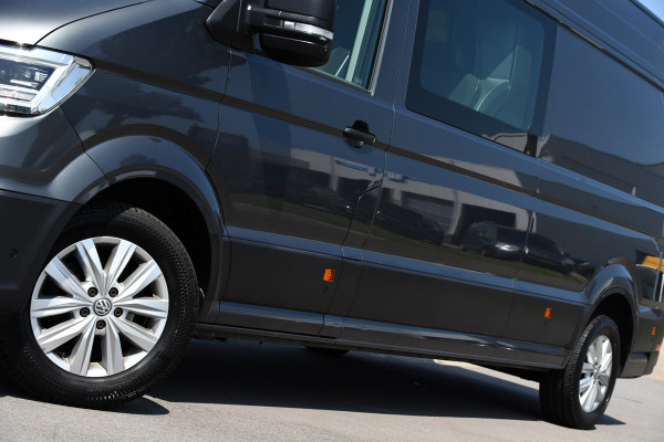 Volkswagen Crafter 35 2.0 TDI L5H3 DC Highline Adaptieve Cruise, Camera, Carplay, 177PK, Automaat, Multimedia, LED, Uniek!