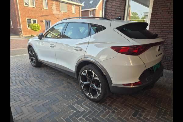 CUPRA Formentor 1.5 TSI / leer / Sportstoelen/ camera / stuurverwarming