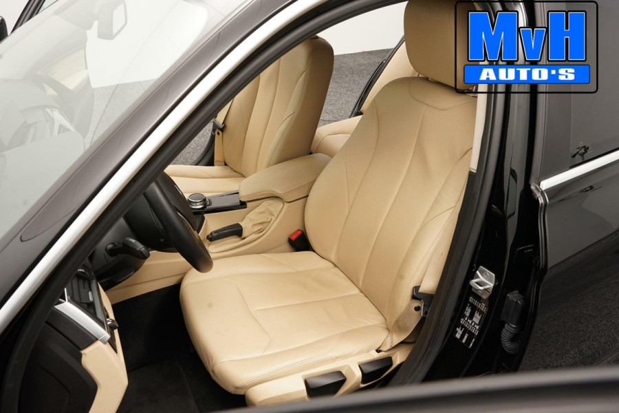 BMW 3-serie 320i Centennial High Executive|LEER|LED|ORG.NL