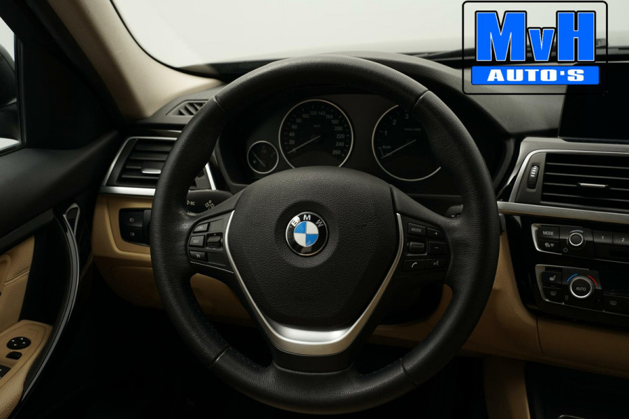 BMW 3-serie 320i Centennial High Executive|LEER|LED|ORG.NL