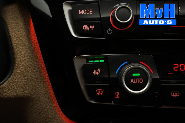 BMW 3-serie 320i Centennial High Executive|LEER|LED|ORG.NL