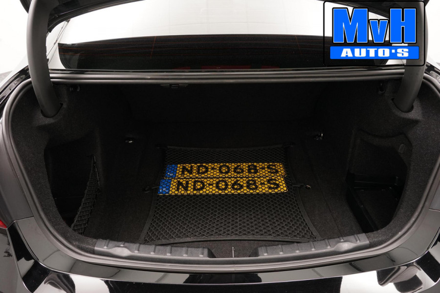 BMW 3-serie 320i Centennial High Executive|LEER|LED|ORG.NL