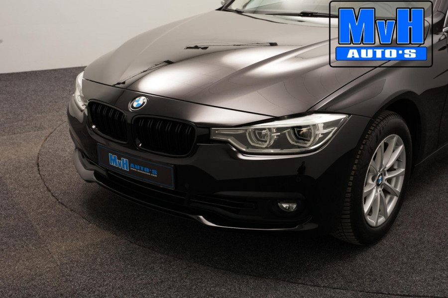 BMW 3-serie 320i Centennial High Executive|LEER|LED|ORG.NL