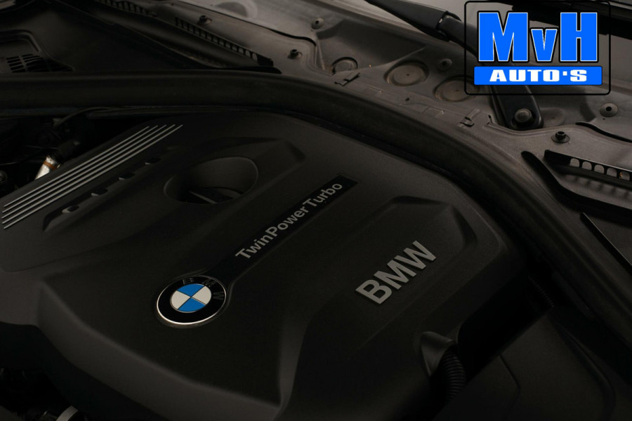 BMW 3-serie 320i Centennial High Executive|LEER|LED|ORG.NL