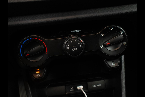 Kia Picanto 1.0 MPi BLACK EDITION Sport (APPLECAR PLAY,NAVI,LED,CAMERA,AIRCO,NIEUWE APK,NETTESTAAT)