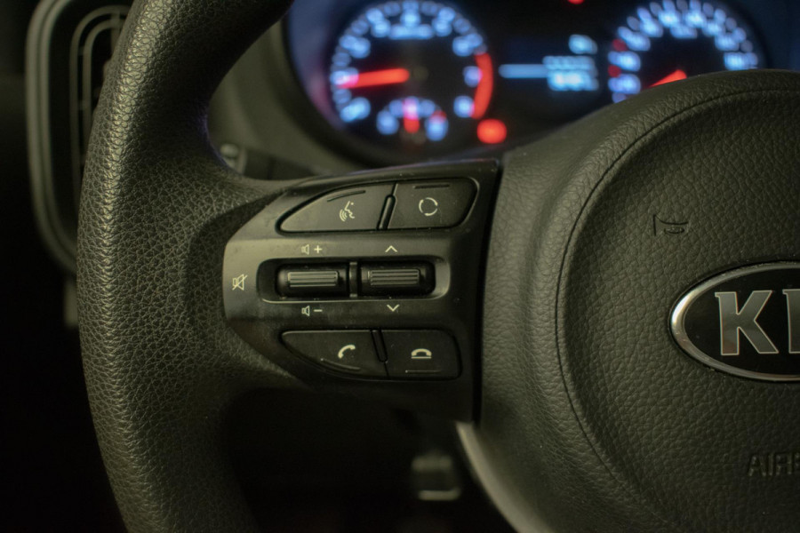 Kia Picanto 1.0 MPi BLACK EDITION Sport (APPLECAR PLAY,NAVI,LED,CAMERA,AIRCO,NIEUWE APK,NETTESTAAT)