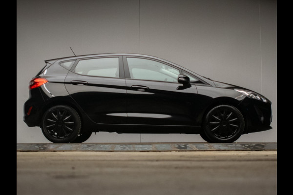 Ford Fiesta 1.1 Sport (APPLE CARPLAY,NAVI,LED,PDC,LANE ASSIST,DAB,BLUETOOTH,SPORTSTOELEN,LM VELGEN,NIEUWE APK,NETTE STAAT)
