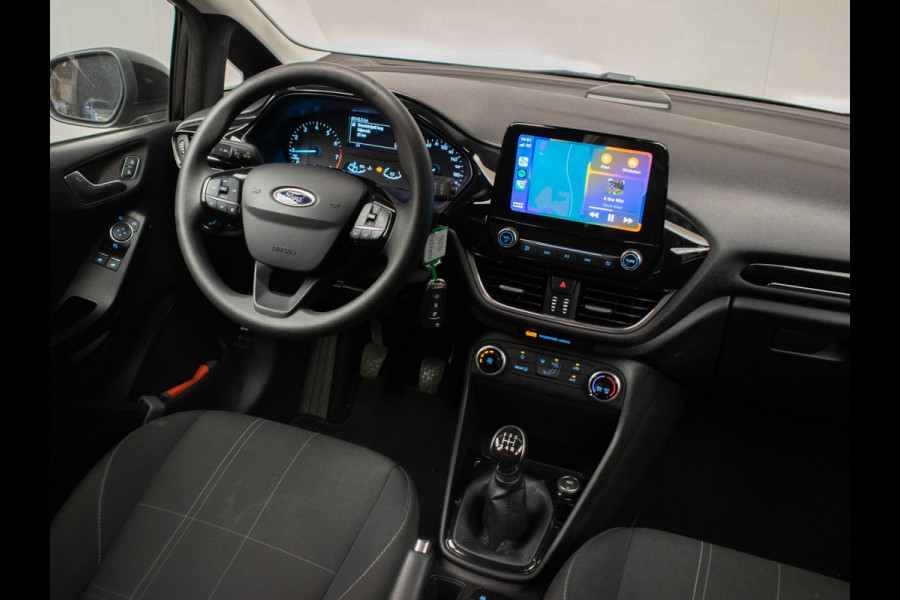 Ford Fiesta 1.1 Sport (APPLE CARPLAY,NAVI,LED,PDC,LANE ASSIST,DAB,BLUETOOTH,SPORTSTOELEN,LM VELGEN,NIEUWE APK,NETTE STAAT)