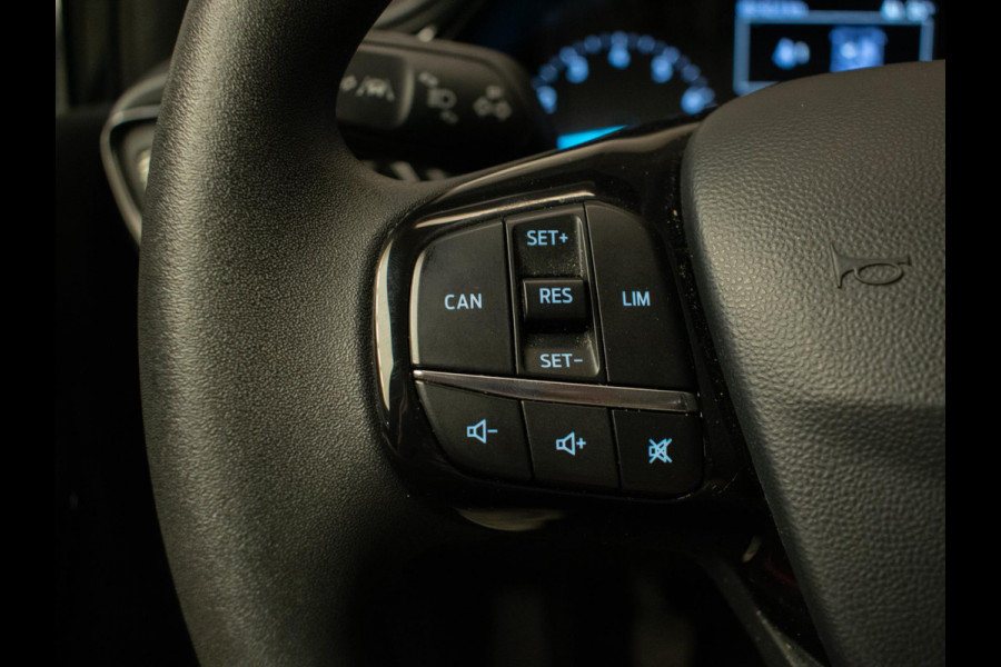 Ford Fiesta 1.1 Sport (APPLE CARPLAY,NAVI,LED,PDC,LANE ASSIST,DAB,BLUETOOTH,SPORTSTOELEN,LM VELGEN,NIEUWE APK,NETTE STAAT)