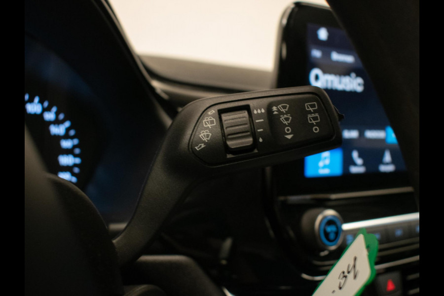 Ford Fiesta 1.1 Sport (APPLE CARPLAY,NAVI,LED,PDC,LANE ASSIST,DAB,BLUETOOTH,SPORTSTOELEN,LM VELGEN,NIEUWE APK,NETTE STAAT)