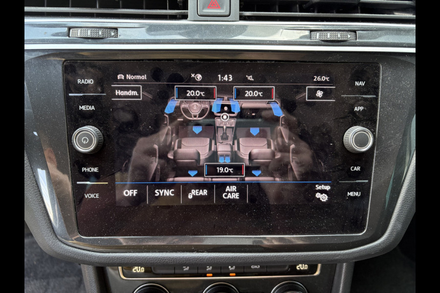 Volkswagen Tiguan 1.5 TSi 150pk DSG Highline Business R-Line CAMERA/VIRTUAL/20INCH/ORYX WHITE PEARL