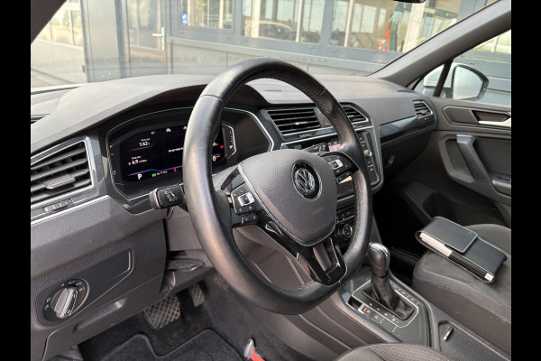 Volkswagen Tiguan 1.5 TSi 150pk DSG Highline Business R-Line CAMERA/VIRTUAL/20INCH/ORYX WHITE PEARL
