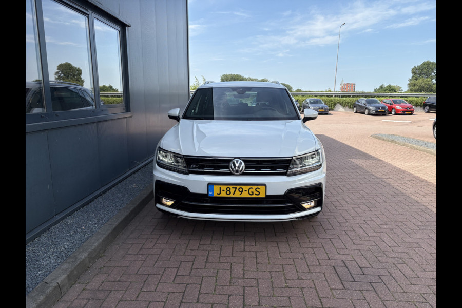 Volkswagen Tiguan 1.5 TSi 150pk DSG Highline Business R-Line CAMERA/VIRTUAL/20INCH/ORYX WHITE PEARL