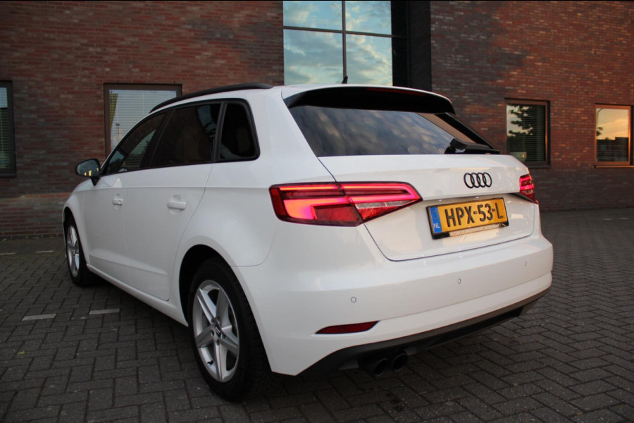 Audi A3 SPORTBACK 35 TFSI CoD Advance Sport