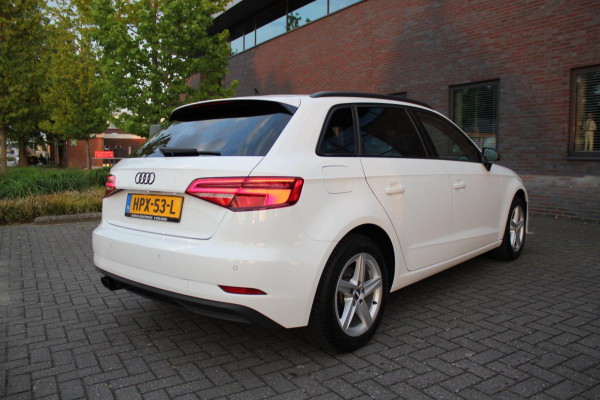 Audi A3 SPORTBACK 35 TFSI CoD Advance Sport