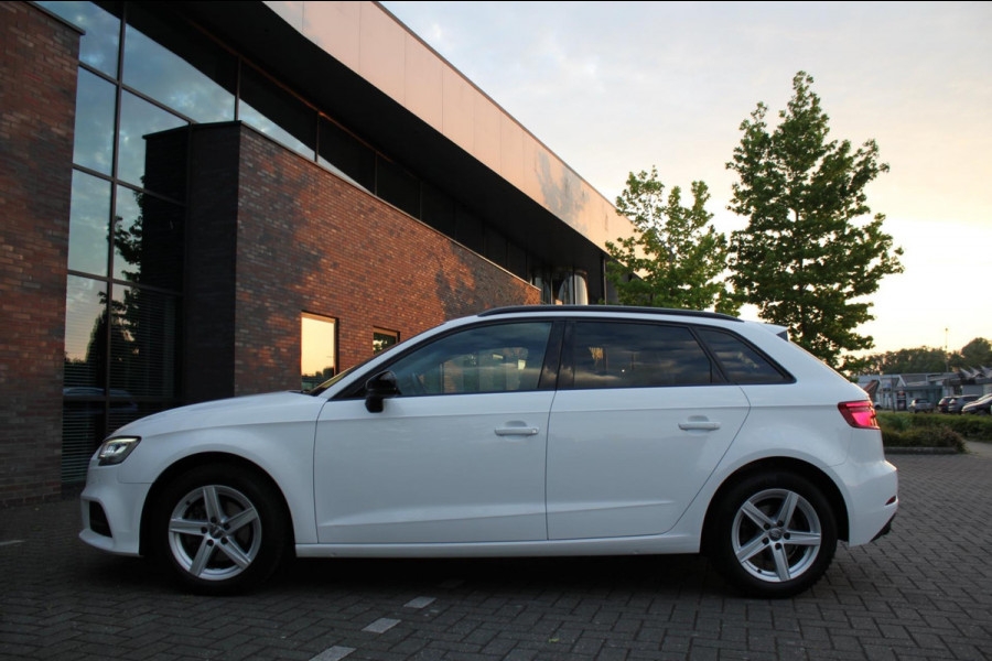 Audi A3 SPORTBACK 35 TFSI CoD Advance Sport
