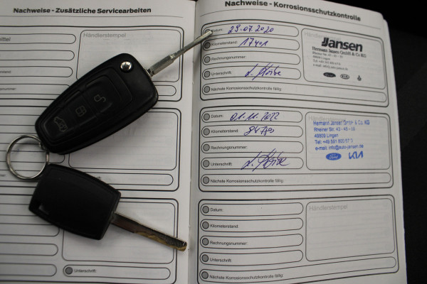 Ford Tourneo Connect Compact 1.0 Titanium