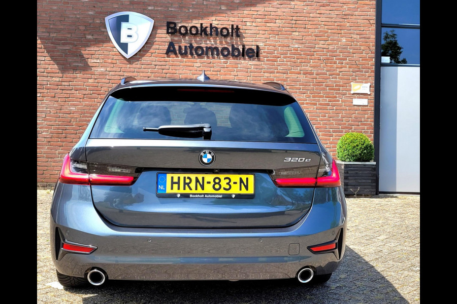 BMW 3 Serie Touring 320e Radar, Adaptive Cruise, Carplay, HIFI, DAB, El, trekhaak (BMW Dealer onderhouden)