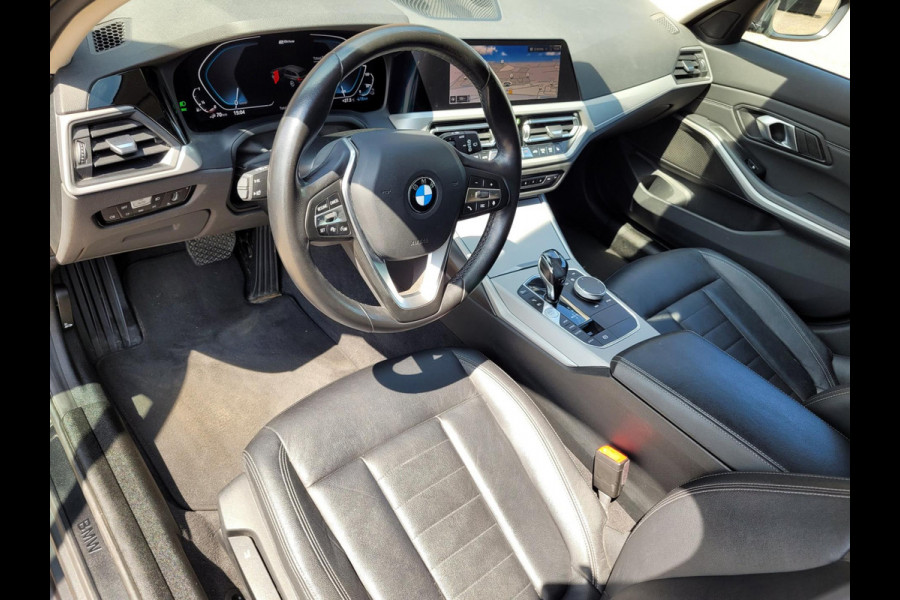 BMW 3 Serie Touring 320e Radar, Adaptive Cruise, Carplay, HIFI, DAB, El, trekhaak (BMW Dealer onderhouden)